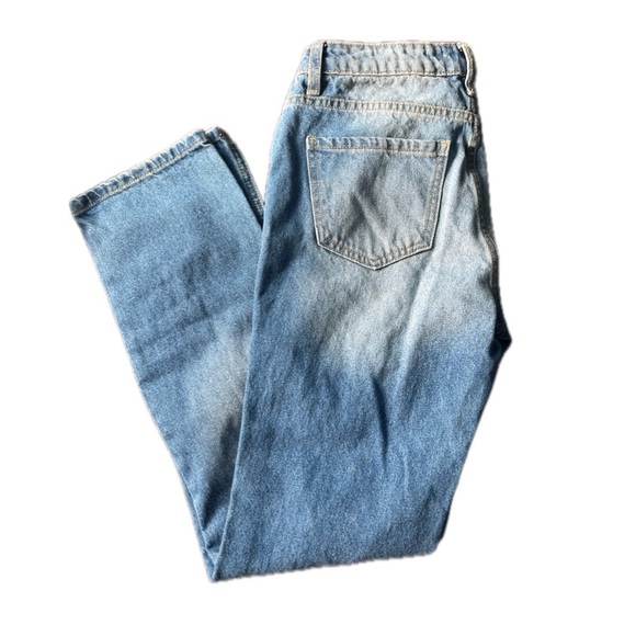 Distressed denim jeans - Picture 7 of 7